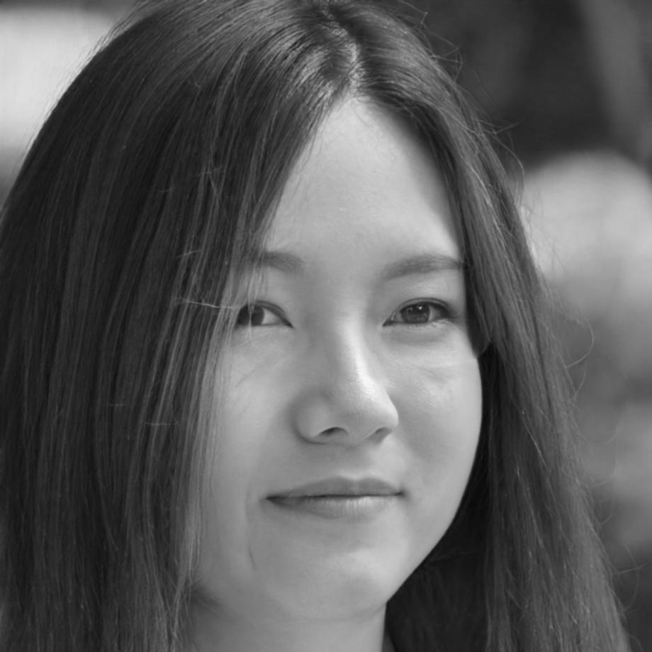Portrait of Rachel Chen, Senior Financial Analyst